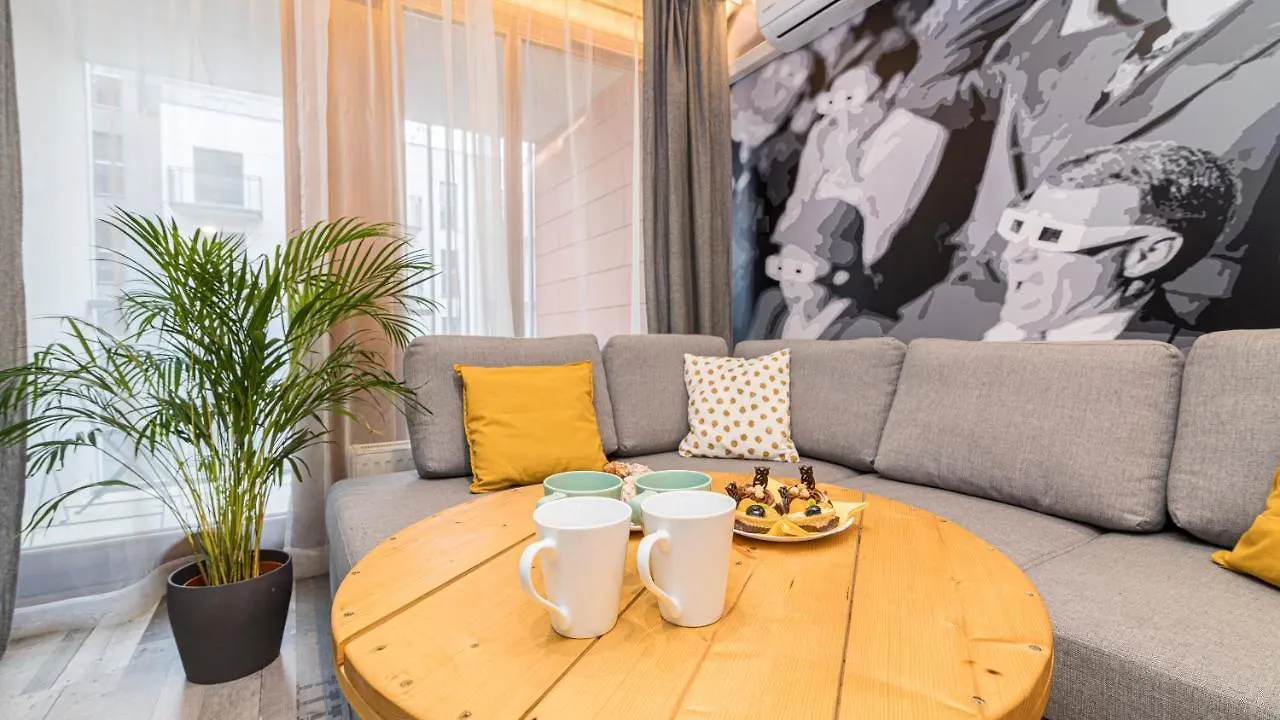 Apartament Maya'S Flats & Resorts 24 - Hollywood Gdańsk Polska